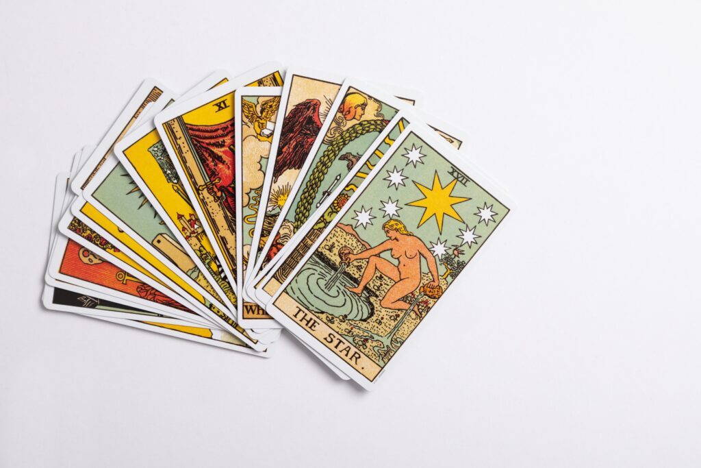 consultation-tarologue-paris-voyance-nelian-kar consultation privée de tarot tarologue paris voyance nelian kar